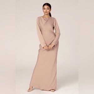 Veiled Collection Aysha Satin Dress | Women Size 12 (Large)